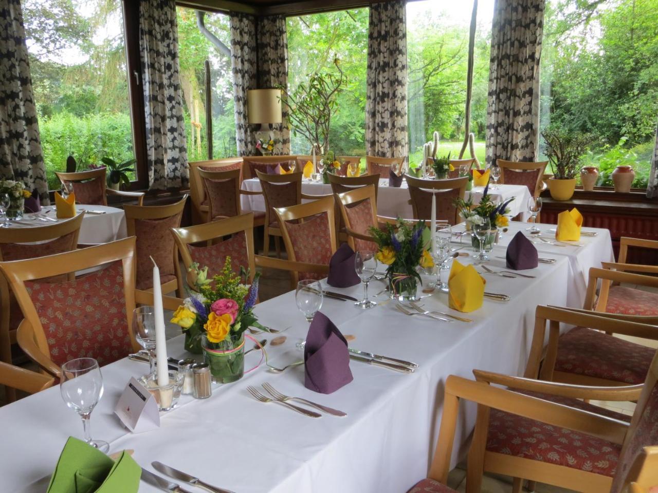 Hotel-Cafe "Schauinsland" Хорн-Бад-Майнберг Экстерьер фото